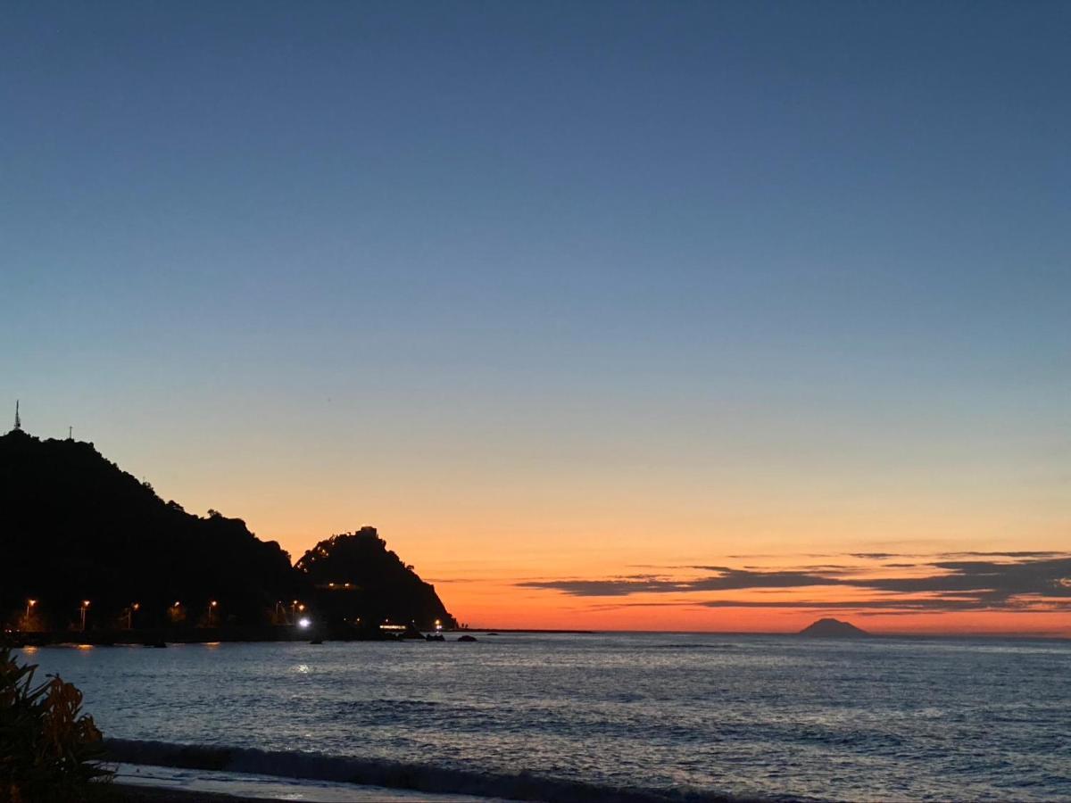 B&B Il Tramonto Capo d'Orlando Luaran gambar
